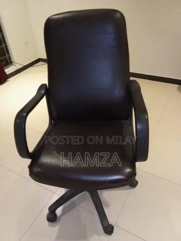 Modern Office Furniture Set - Desk and Ergonomic Chair