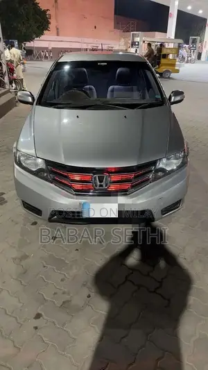 Photo - Honda City Sedan 2016 Model Reliable Sedan