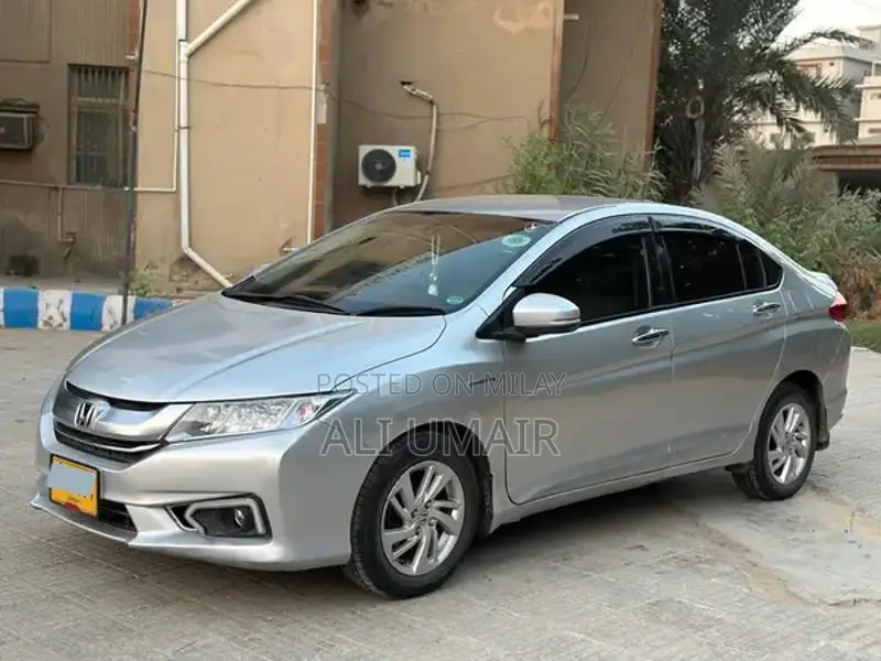 Honda Grace EX Hybrid Sedan - Top Variant Imported