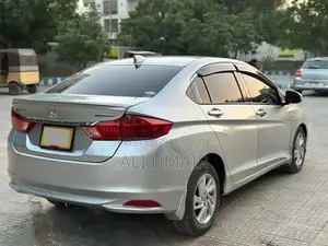 Honda Grace EX Hybrid Sedan - Top Variant Imported