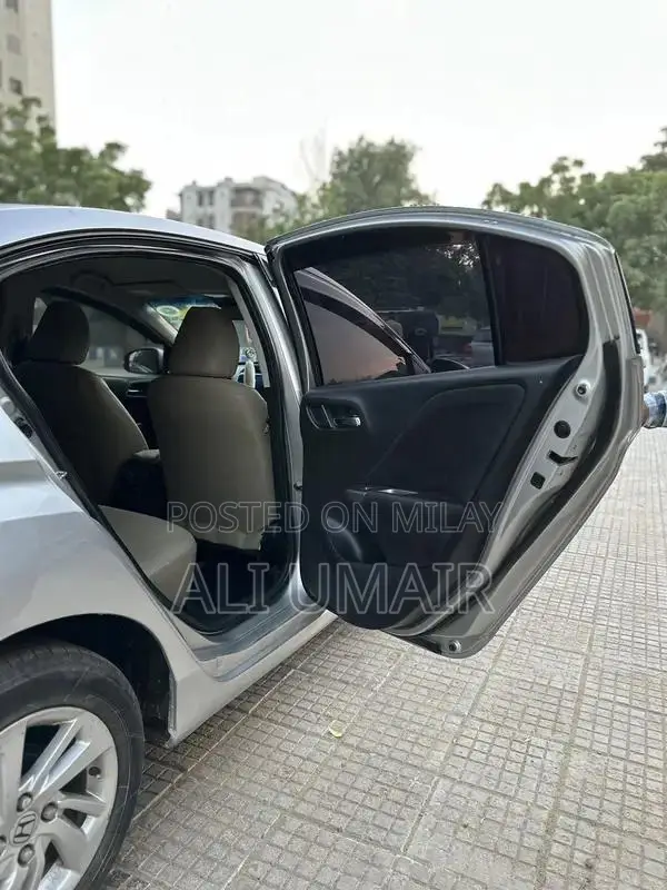 Honda Grace EX Hybrid Sedan - Top Variant Imported