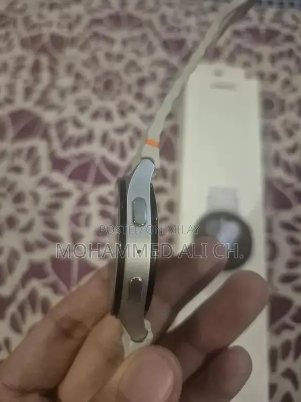 Samsung Galaxy Watch 7 Smartwatch - WiFi, Bluetooth, GPS Connectivity