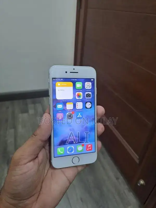 Used iPhone 7 with Battery Replacement and WiFi Functionality