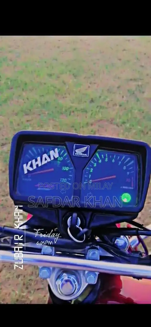 Honda CG 125 Motorcycle - 2024 Model Compact Commuter Bike