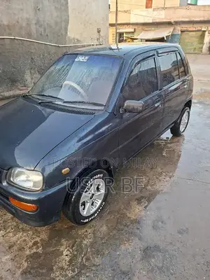 Photo - 2005 Coure Antique Classic Compact Car with Alloy Wheels