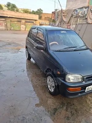 2005 Coure Antique Classic Compact Car with Alloy Wheels