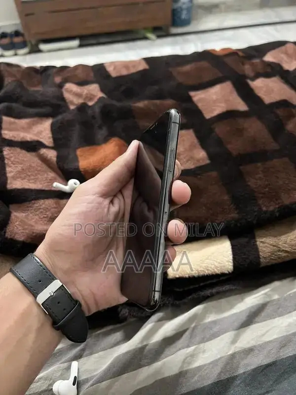 Apple iPhone X 64GB PTA Approved Smartphone