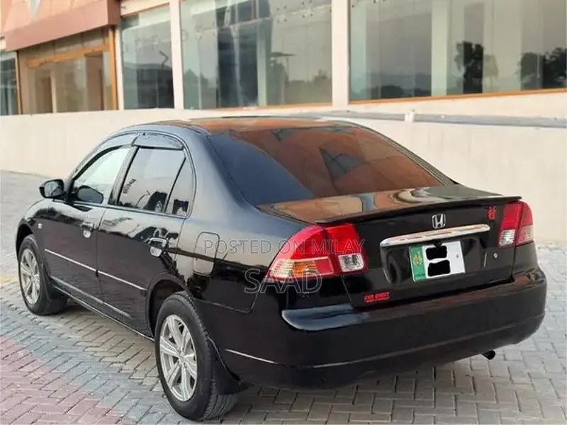 2005 Honda Civic Sedan - Low Mileage Well-Maintained Vehicle