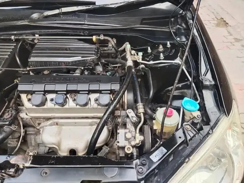 2005 Honda Civic Sedan - Low Mileage Well-Maintained Vehicle