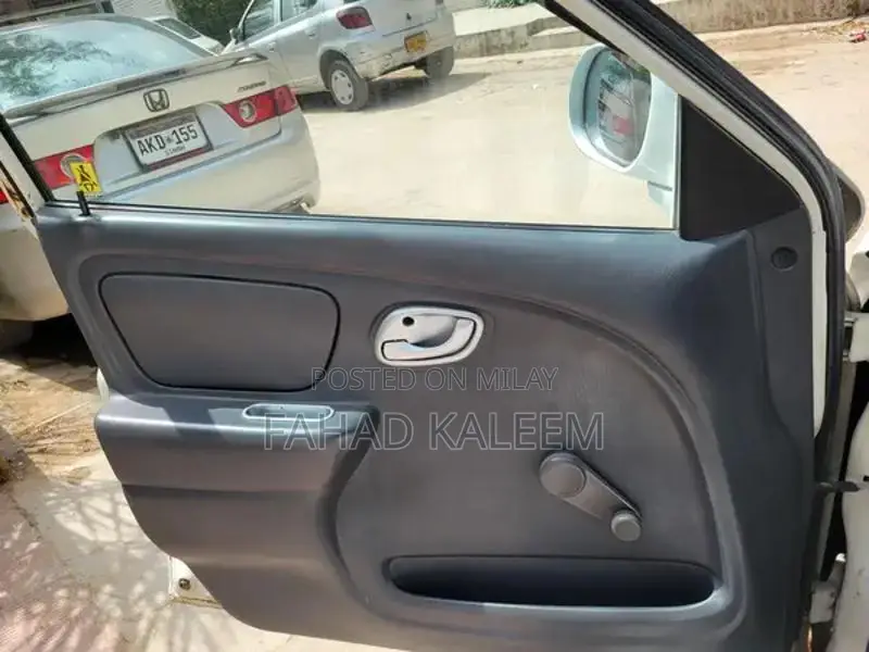 Alto 660 Compact Hatchback - Excellent Condition