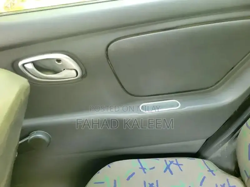 Alto 660 Compact Hatchback - Excellent Condition