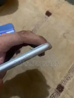 Apple Smartphone 64GB Storage Panel Replaced