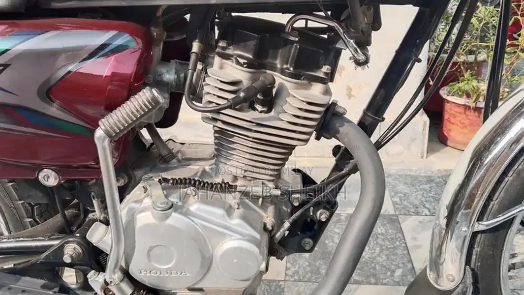 Honda CG 125 Motorcycle 2023 Model Islamabad Registration