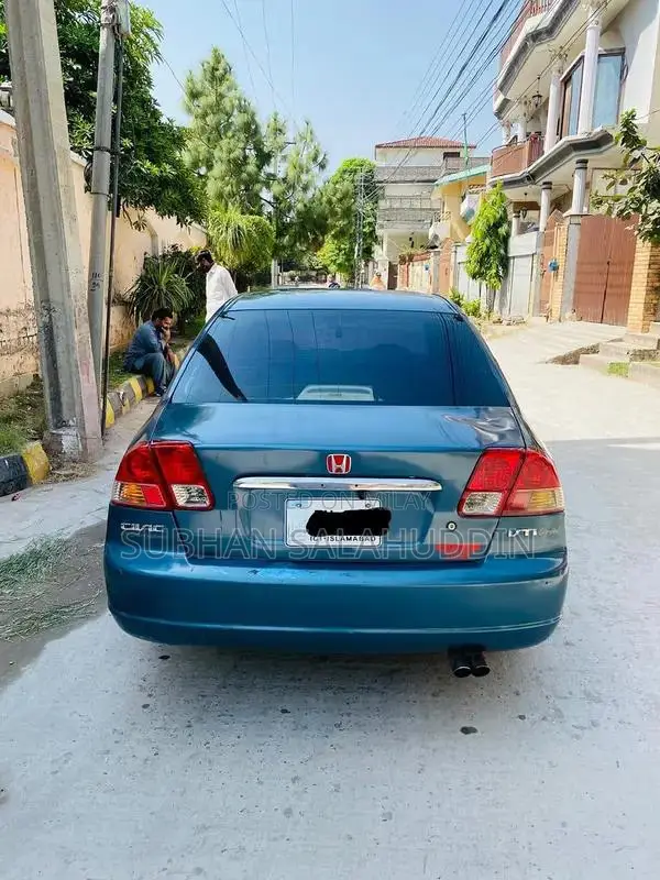 Honda Civic VTI Oriel Prosmatic Sedan Reliable Sedan