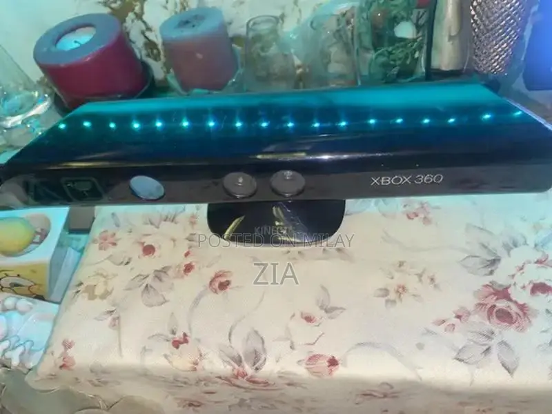 Xbox 360 250GB Console Bundle with Kinect and Controllers