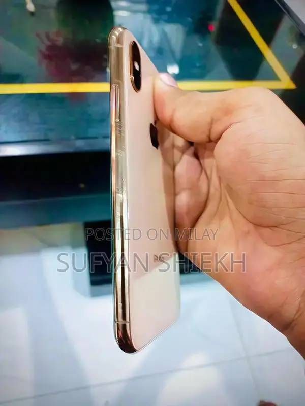 Apple iPhone XS Golden Smartphone Premium Edition