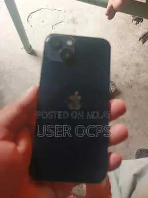 iPhone 13 128GB Pristine Condition Low Usage