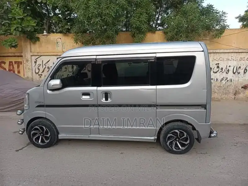 Nissan Clipper Compact Van - Well-Maintained Imported Vehicle