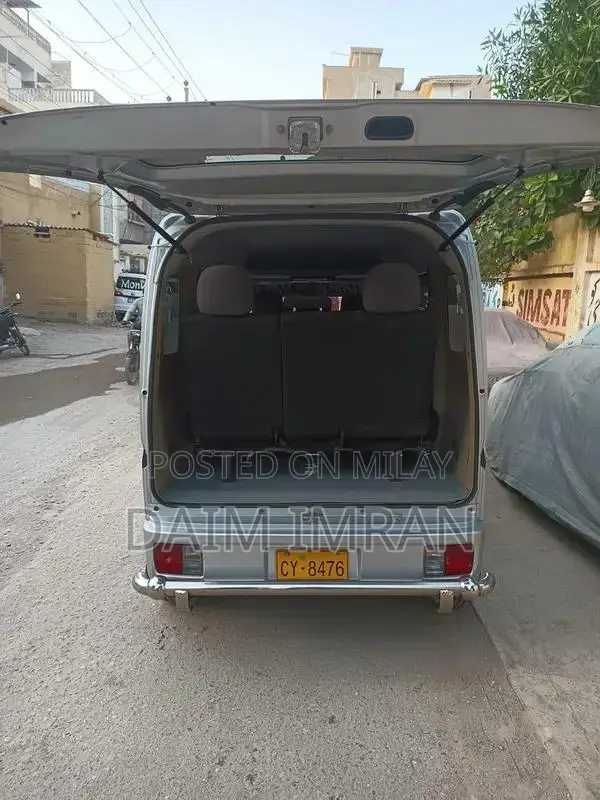 Nissan Clipper Compact Van - Well-Maintained Imported Vehicle