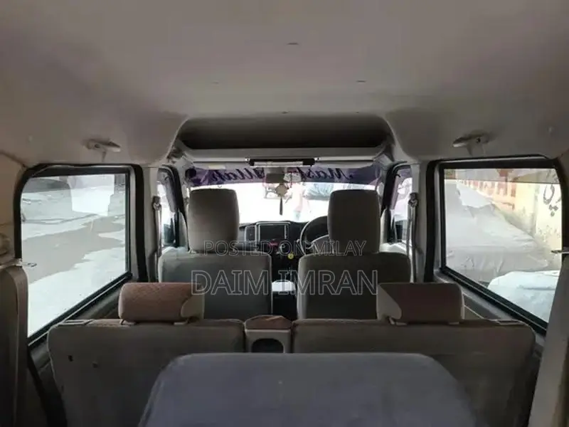 Nissan Clipper Compact Van - Well-Maintained Imported Vehicle