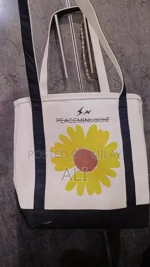 Stylish Cary Hand Bag - Imported Chinese Design Unisex Carry Accessory