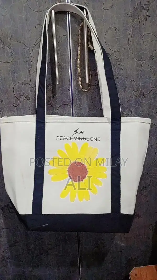 Stylish Cary Hand Bag - Imported Chinese Design Unisex Carry Accessory