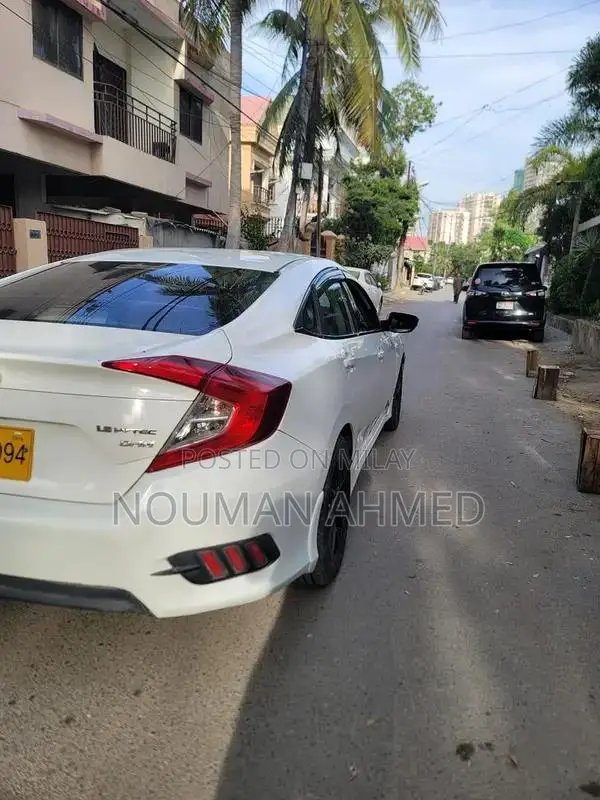 2016 Honda Civic UG Sedan - Well-Maintained Compact Car