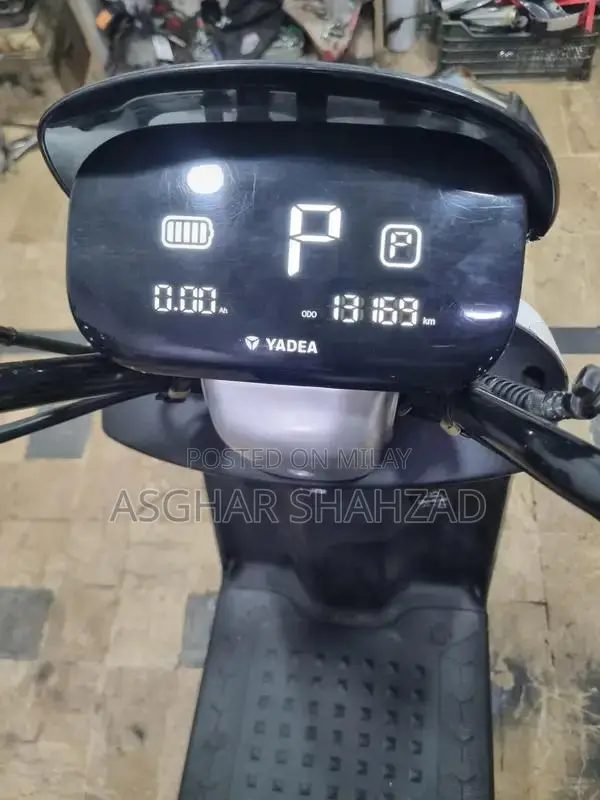 METRO E8S PRO Performance Vehicle 2024 Model