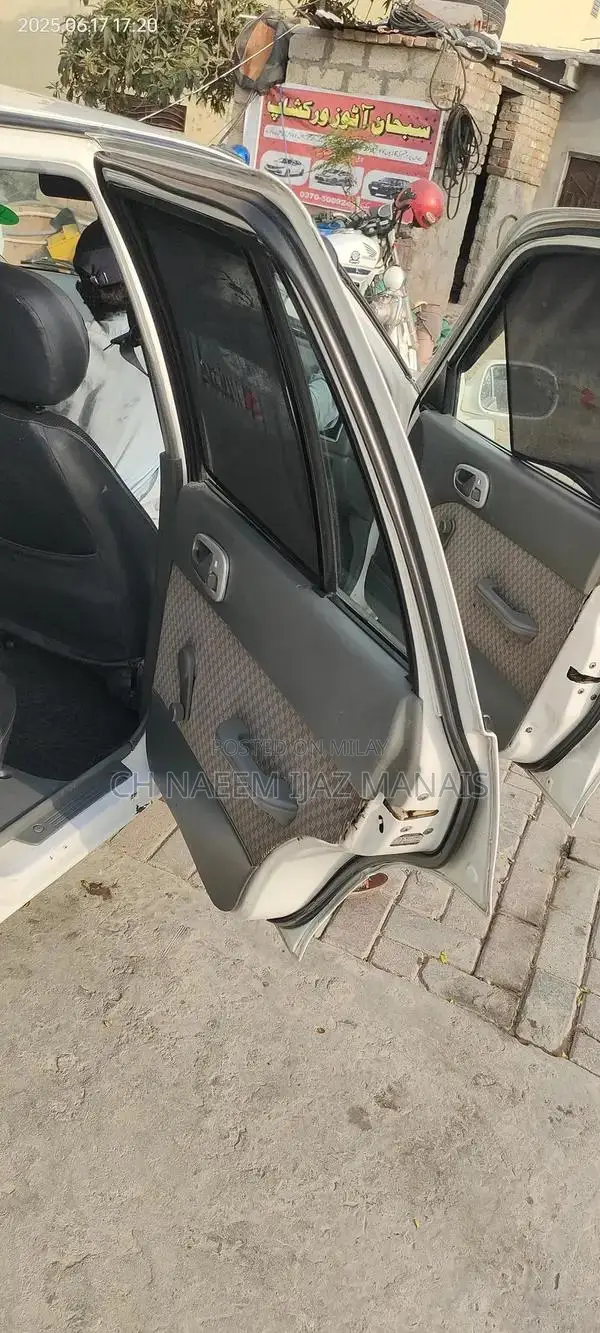 Cultus Limited Edition 2016 Compact Sedan