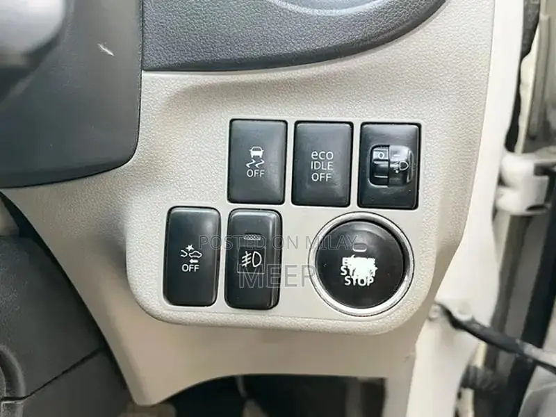 Daihatsu Mira G Full Option Compact Sedan