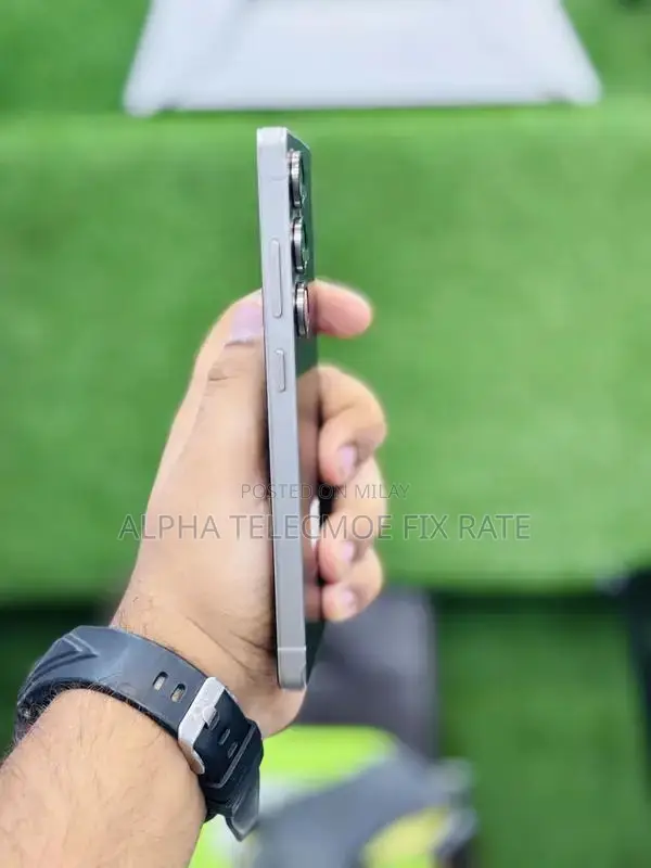 Ultra Smartphone 12GB RAM 256GB Storage PTA Approved