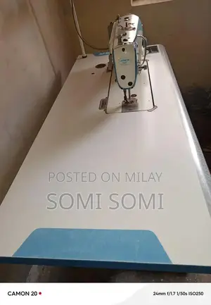 Sewing Machine F4 Model for Home and Professional Use