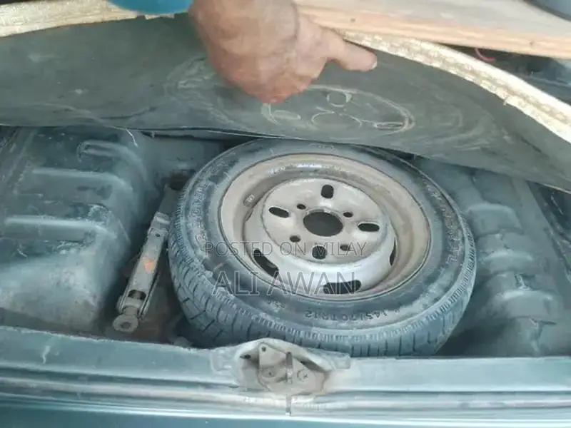 Suzuki Mehran VXR 14/15 Compact Sedan