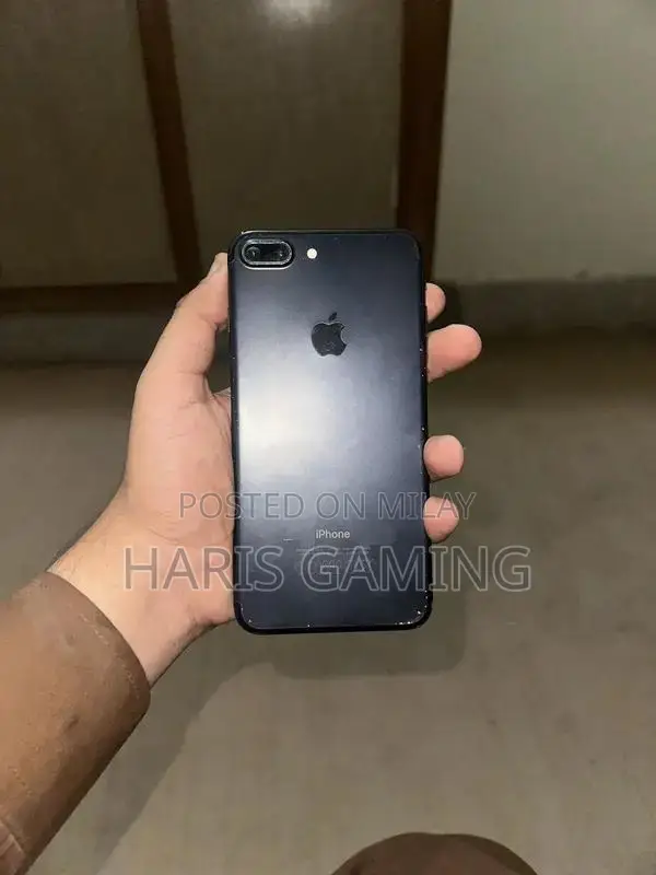 Apple iPhone 7 Plus 128GB Black Smartphone