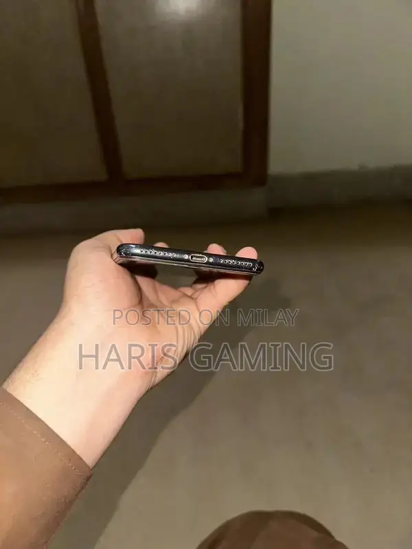 Apple iPhone 7 Plus 128GB Black Smartphone