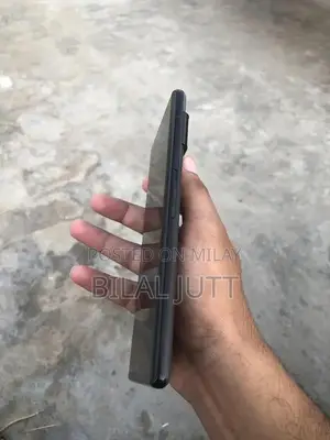 High-End Smartphone with Dual SIM Capability