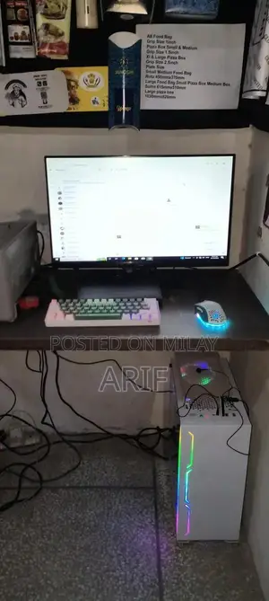 High-Performance Gaming Desktop PC with Mechanical Keyboard