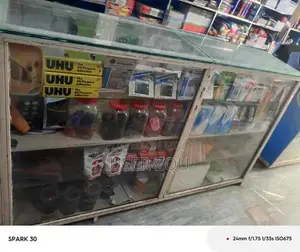 Photo - Single Shelf Metal Furniture with Mirrored Surface