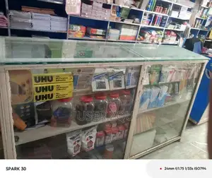 Single Shelf Metal Furniture with Mirrored Surface