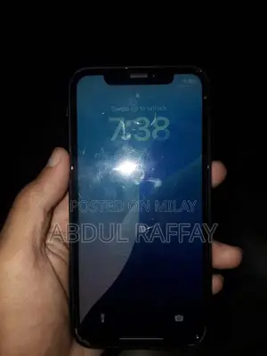 Apple iPhone XR Smartphone - Excellent Condition