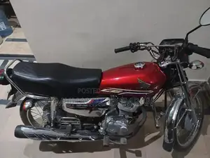 Honda CG 125 Motorcycle 2024 Model Lightweight Commuter