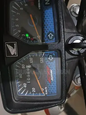 Honda CG 125 Motorcycle 2024 Model Lightweight Commuter