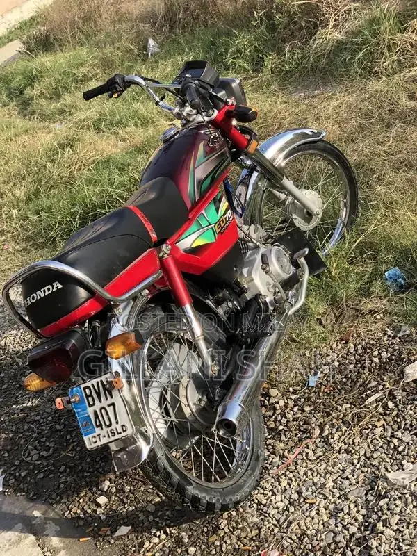 Honda CD-70 Motorcycle 2022 Red Edition
