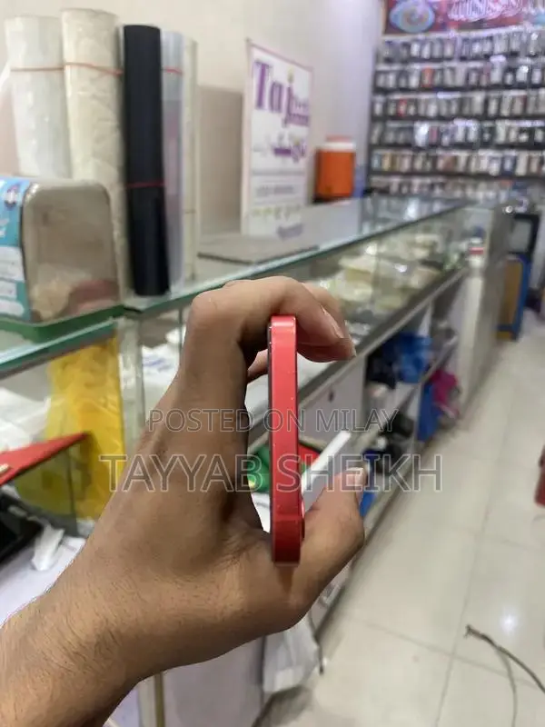 Apple iPhone 12 64GB Smartphone with Good Battery Health