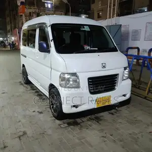 Photo - Honda Vamos Hobio Top Variant Family MPV