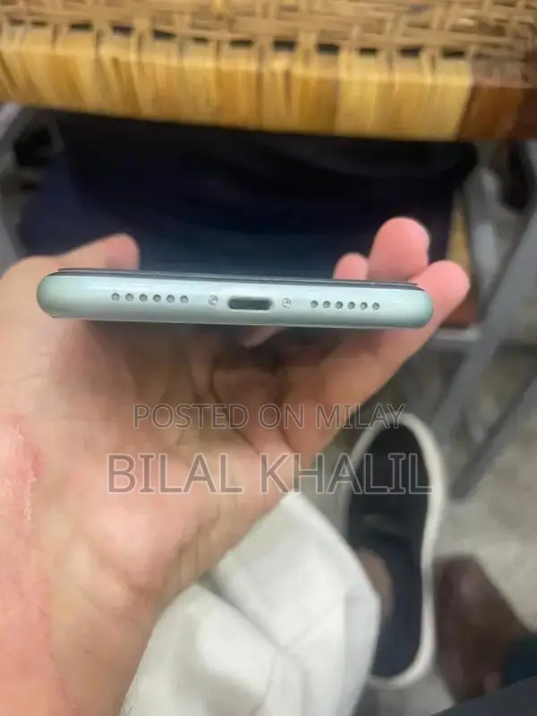 Apple iPhone 11 64GB PTA Approved Smartphone