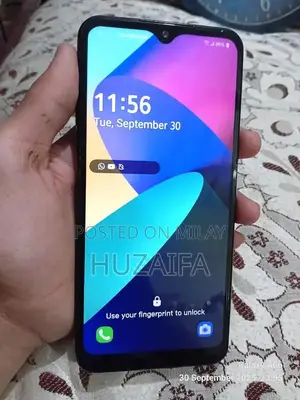 Photo - LG K51 Smartphone with 4000mAh Battery and Camera