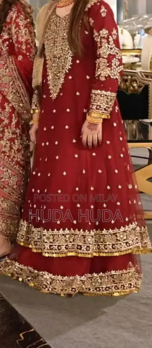 Elegant Party Wear Dress - Versatile Formal Evening Gown