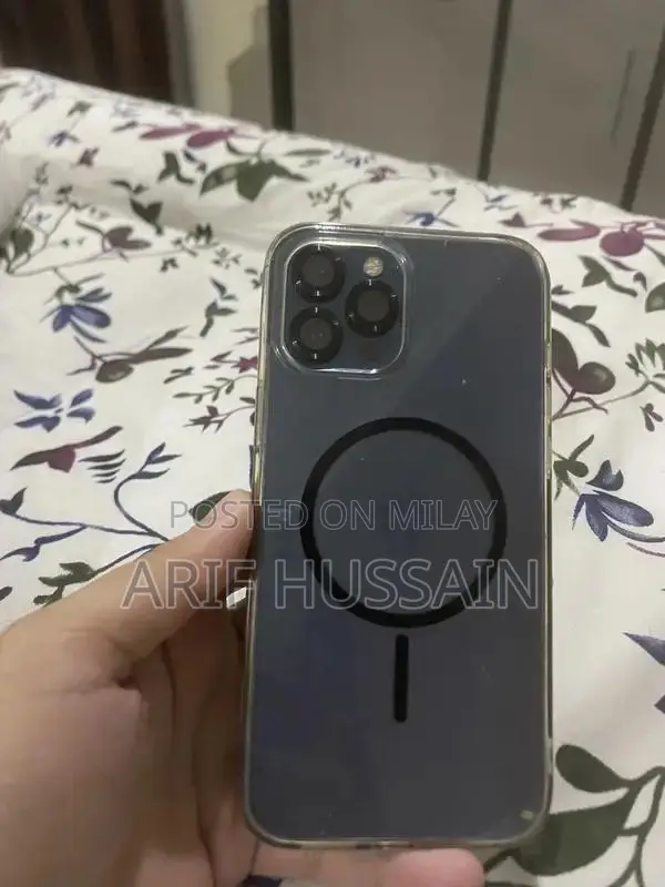 Apple iPhone 12 Pro Max Smartphone with Face ID Issues