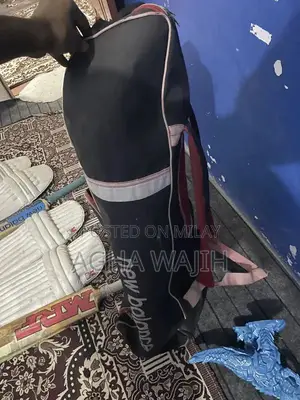 Complete Hardball Cricket Kit with Bats and Pads